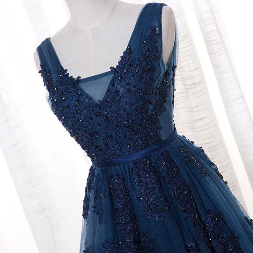 V Neckline Navy Blue Lace Evening Dress